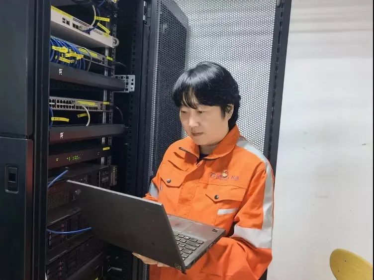 【校友风采】赵伟丽：攻克600多项行业难题，给码头装上“智慧心”